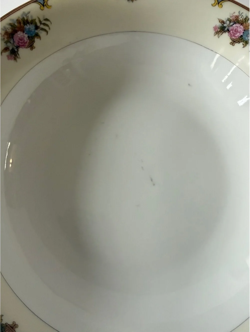 Noritake Vasona Handled Vegetable Serving Bowl Floral Gold Trim Japan 9.75”